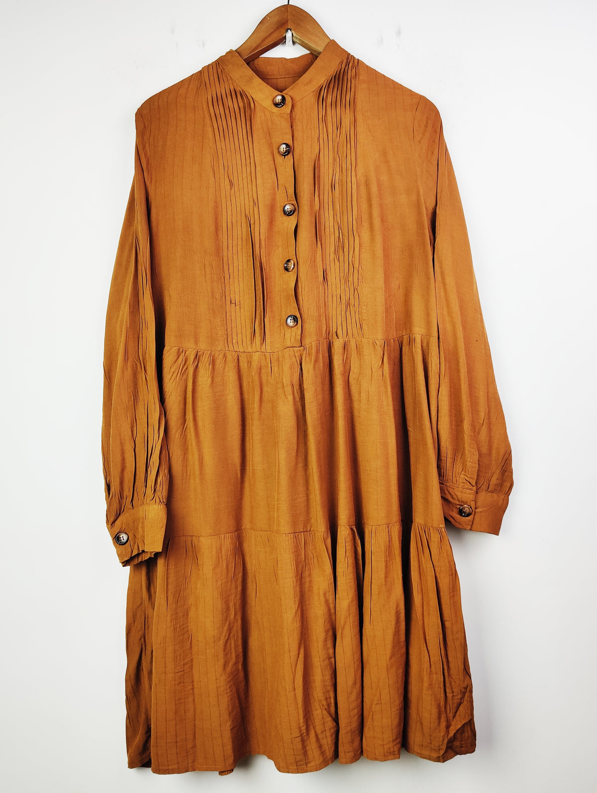 Buy online pre-used pre-loved 100% authentic & Original branded Shein (MF-1330) available in Pakistan. Top international brands avilable.