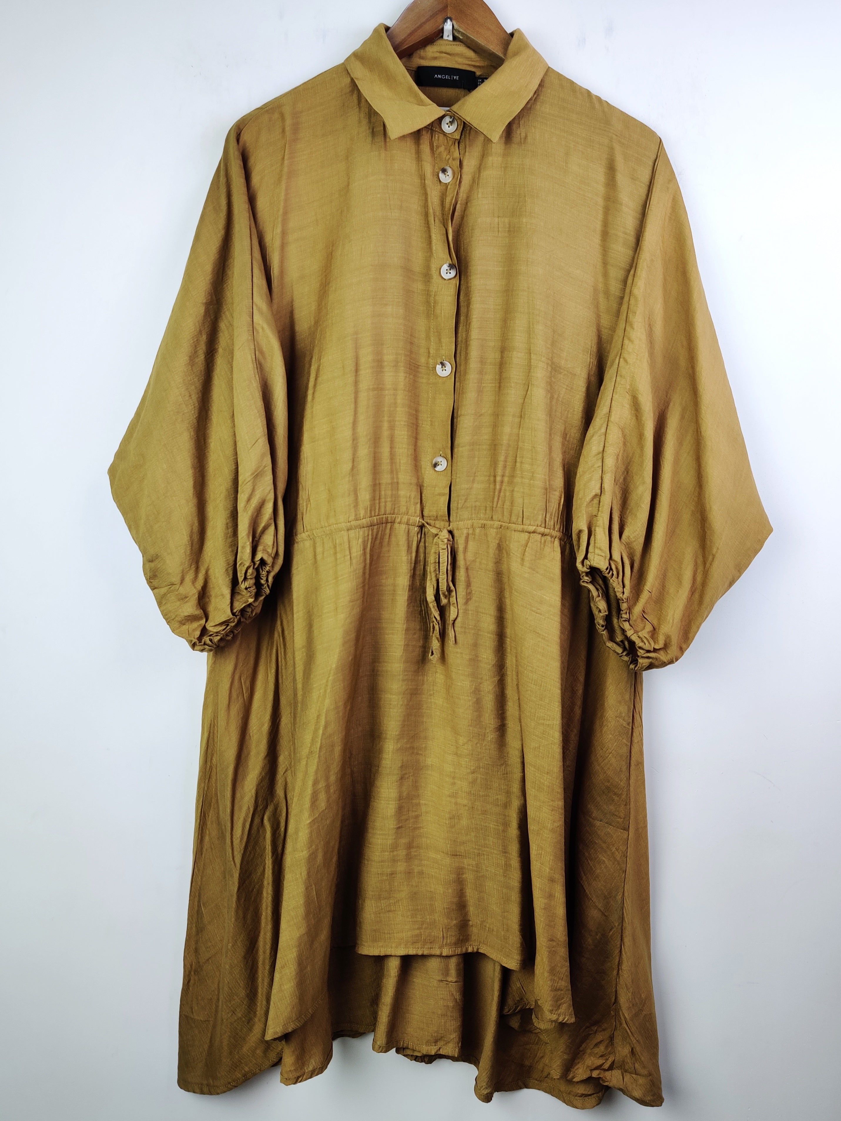 Buy online pre-used pre-loved 100% authentic & Original branded Angel Eye (MF-1339) available in Pakistan. Top international brands avilable.