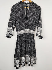 Buy online pre-used pre-loved 100% authentic & Original branded H&M (MF-191) available in Pakistan. Top international brands avilable.