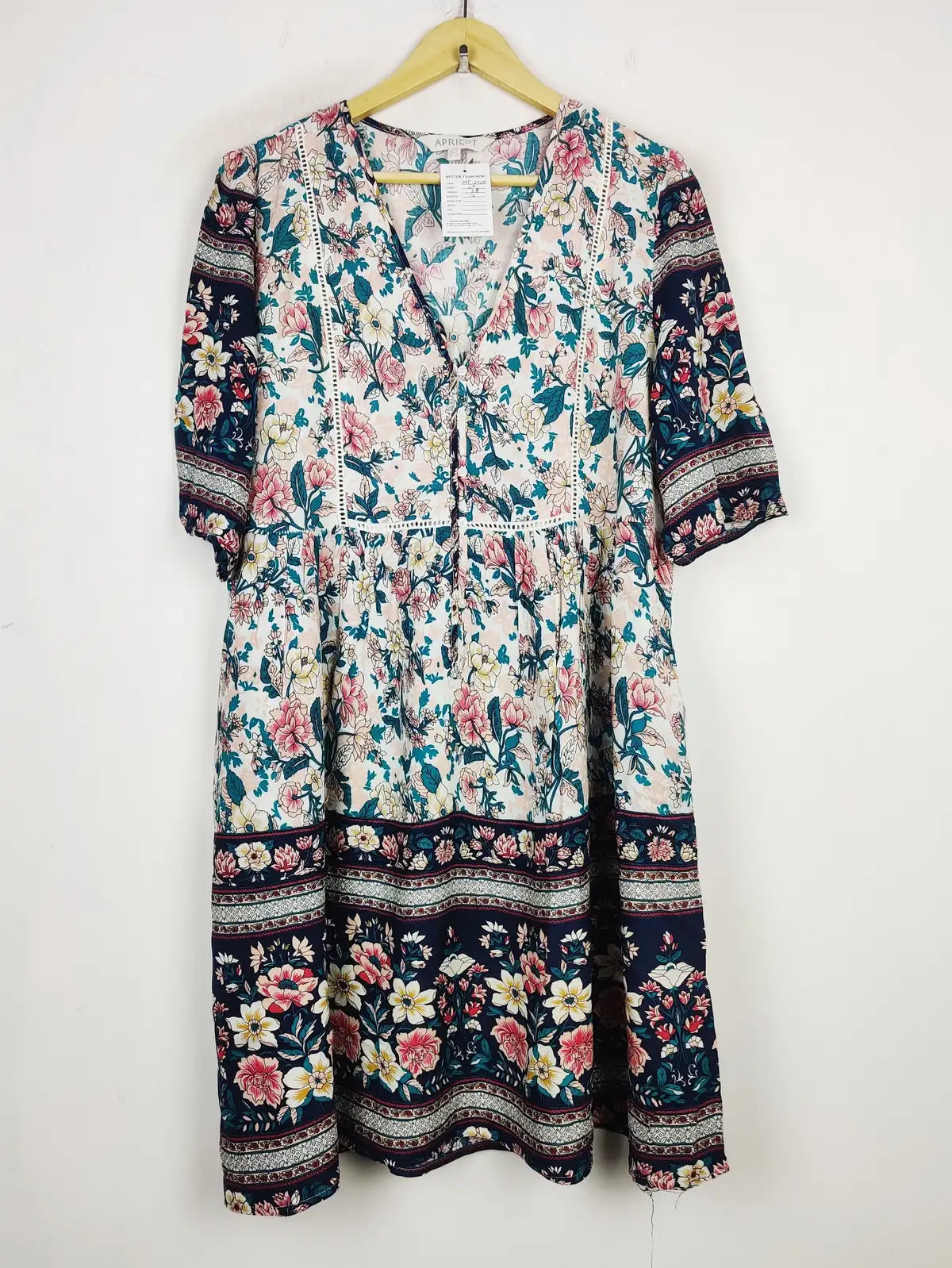 Buy online pre-used pre-loved 100% authentic & Original branded Apricot (MF-2028) available in Pakistan. Top international brands avilable.