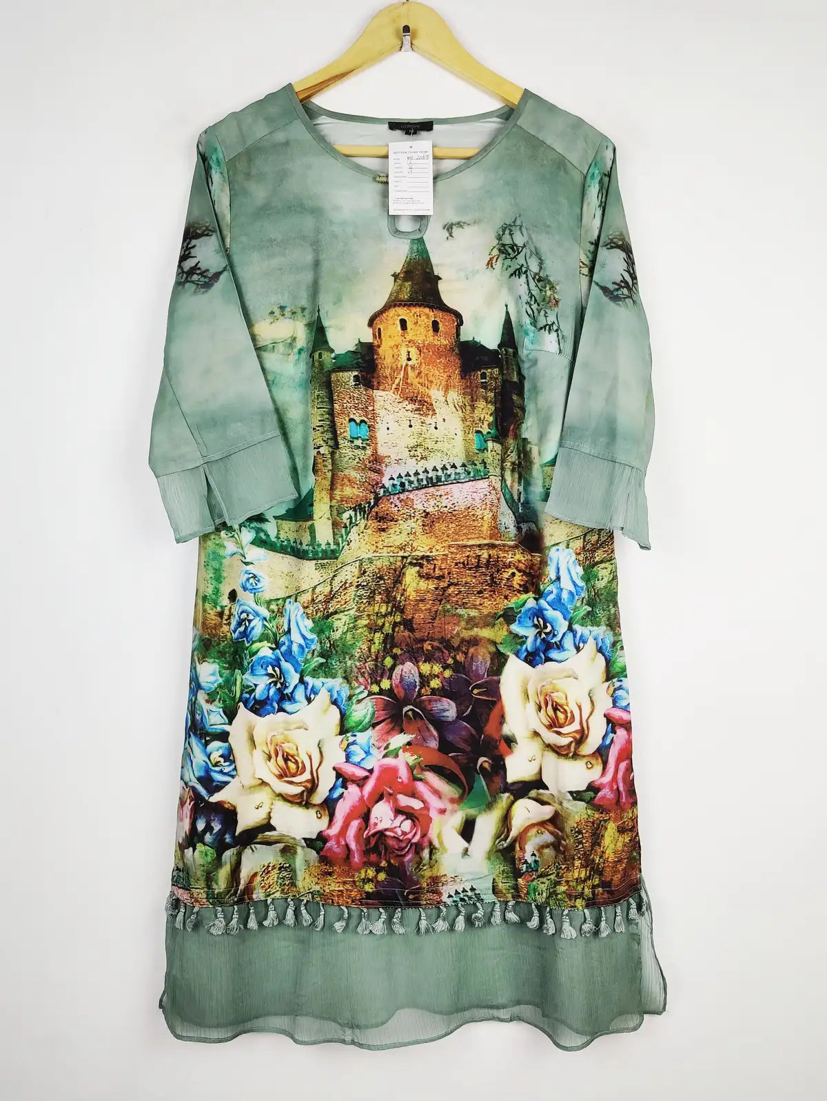 Buy online pre-used pre-loved 100% authentic & Original branded Florday (MF-2068) available in Pakistan. Top international brands avilable.