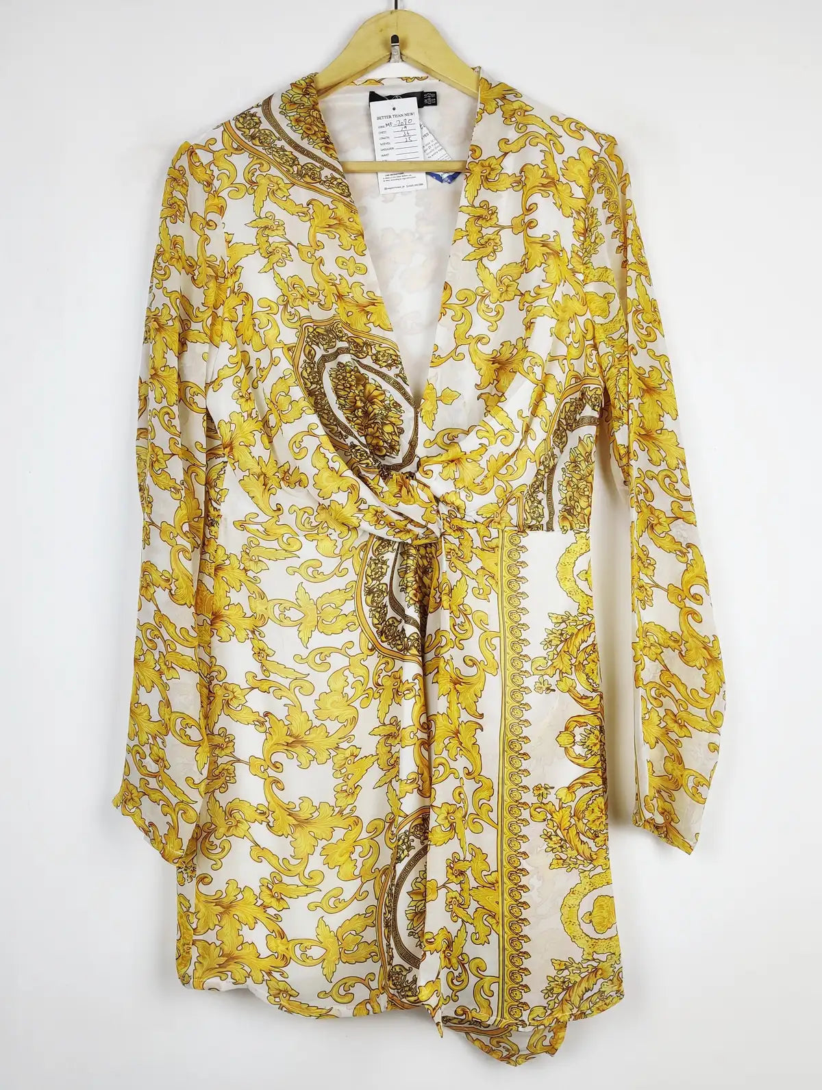 Buy online pre-used pre-loved 100% authentic & Original branded M (MF-2070) available in Pakistan. Top international brands avilable.