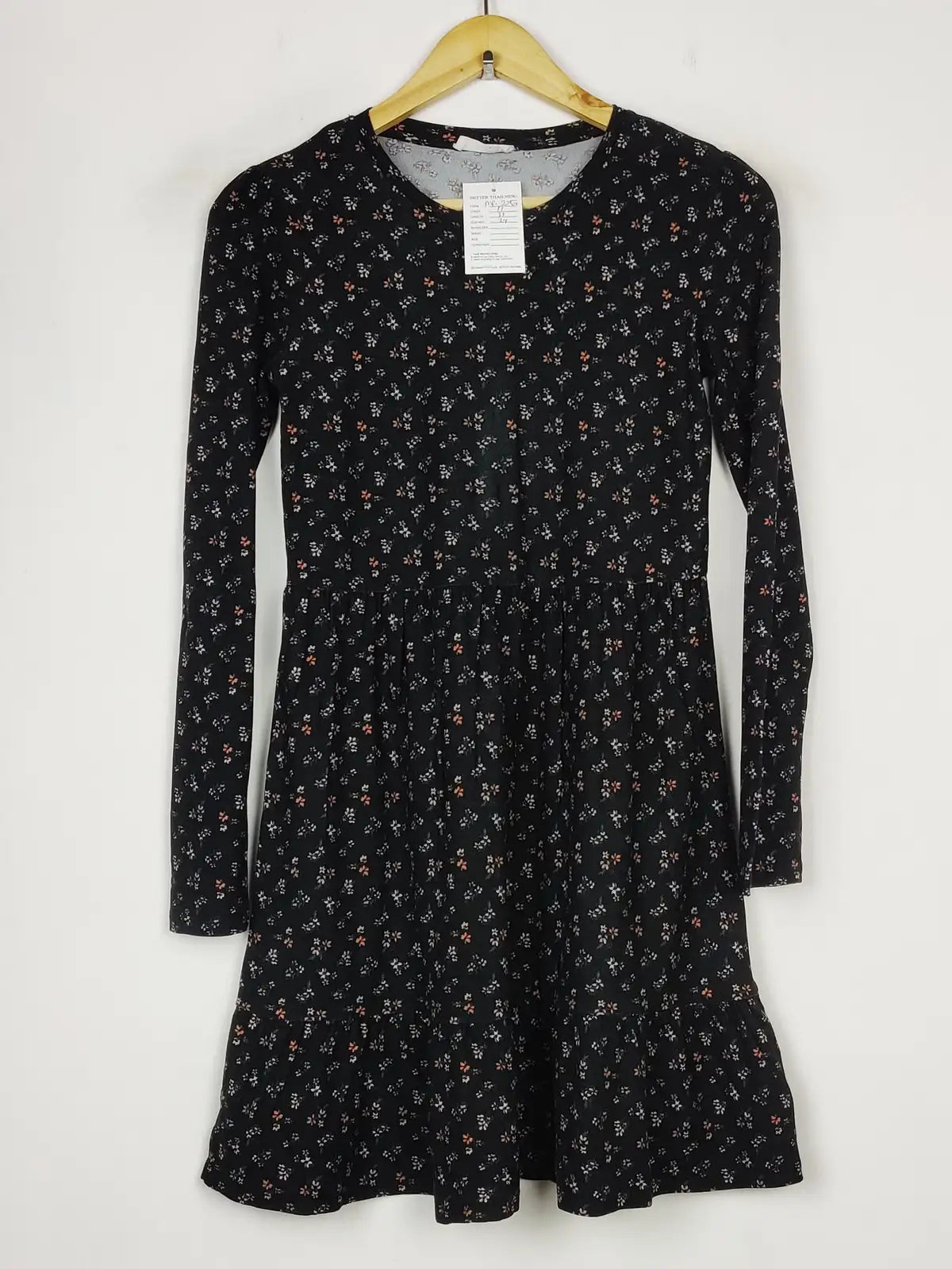 Buy online pre-used pre-loved 100% authentic & Original branded Primark (MF-2250) available in Pakistan. Top international brands avilable.