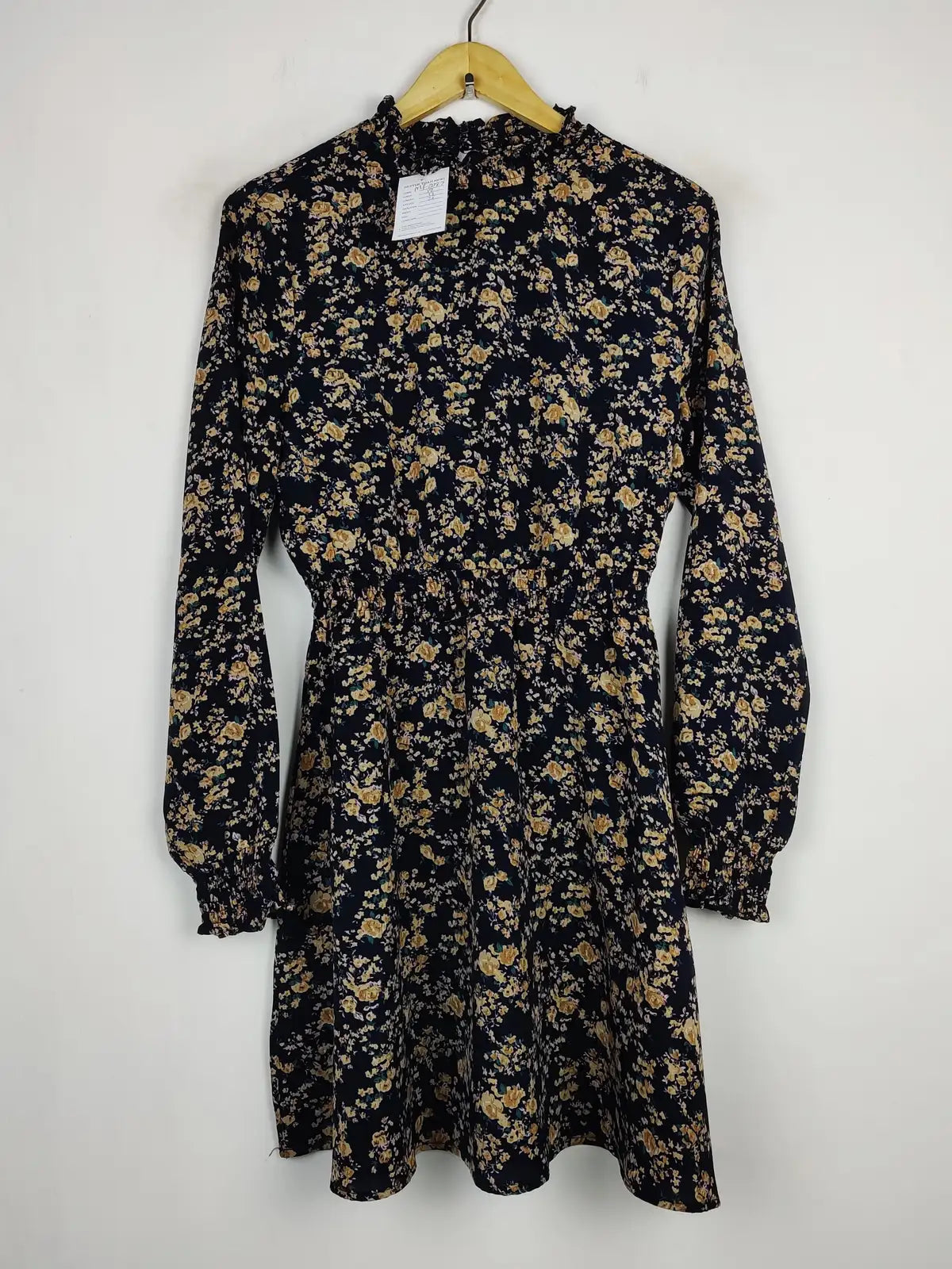 Buy online pre-used pre-loved 100% authentic & Original branded Shein (MF-2287) available in Pakistan. Top international brands avilable.
