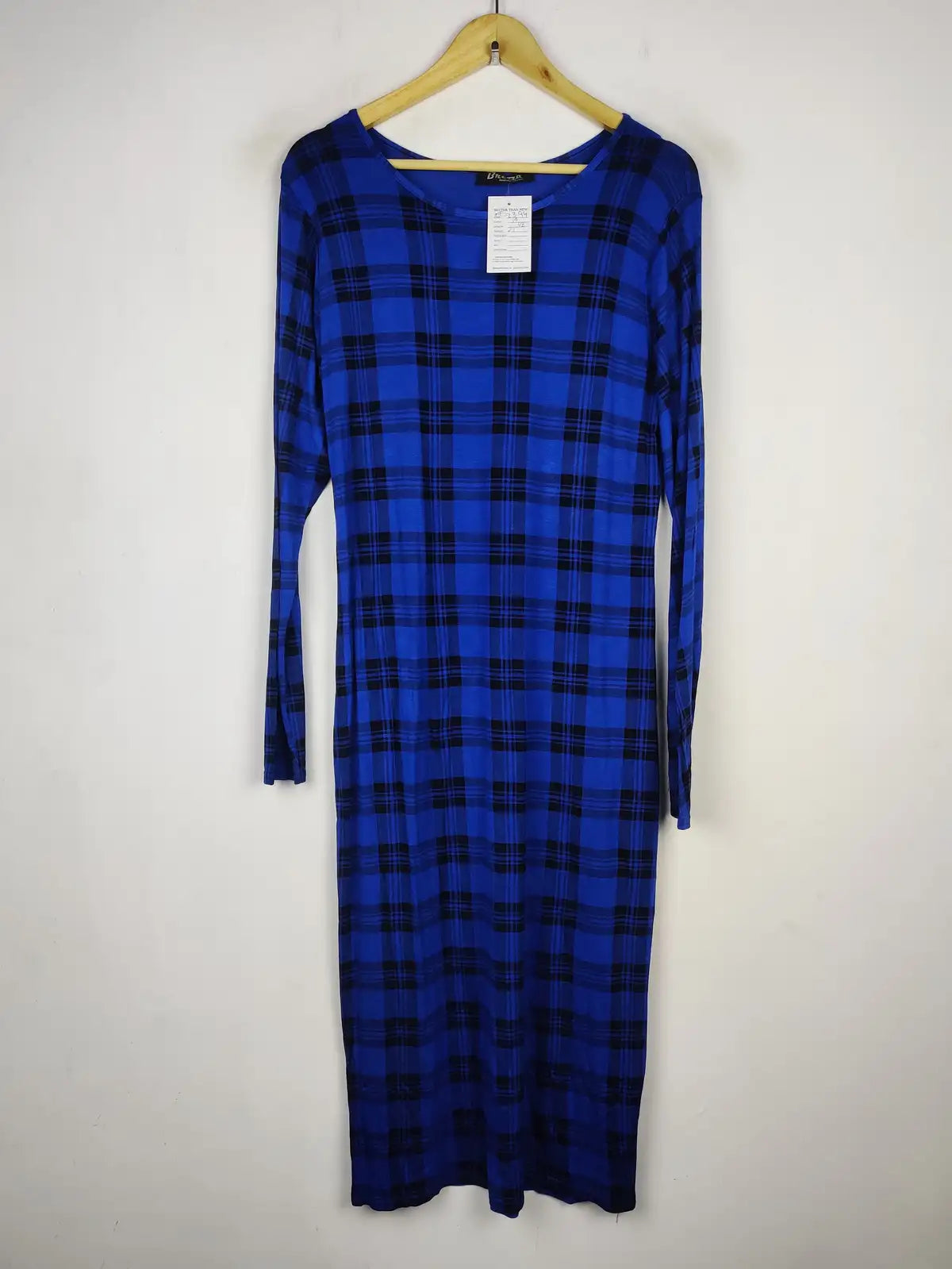 Buy online pre-used pre-loved 100% authentic & Original branded Brezza (MF-2394) available in Pakistan. Top international brands avilable.