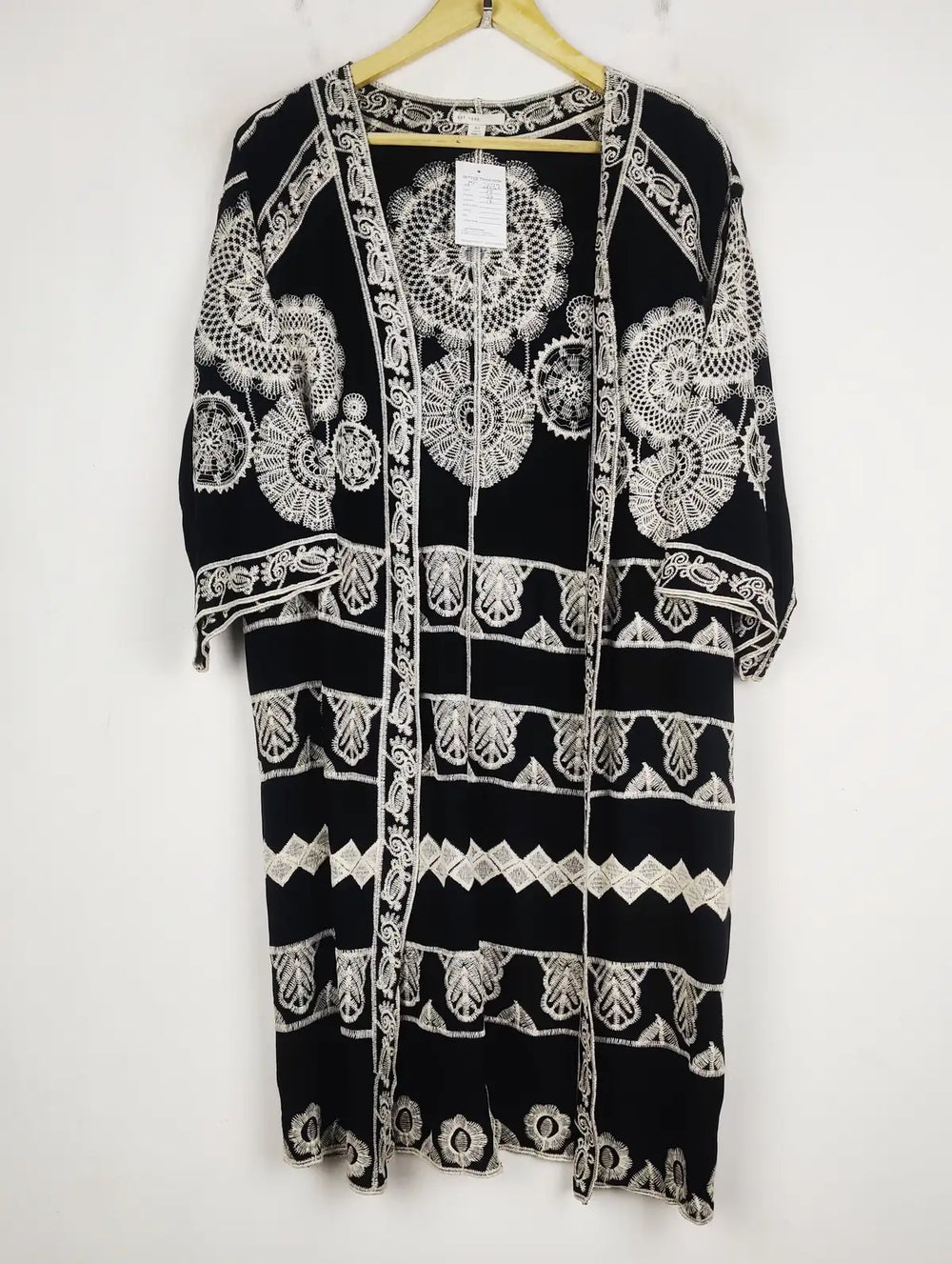 Buy online pre-used pre-loved 100% authentic & Original branded Unknown Brand (MF-2632) available in Pakistan. Top international brands avilable.