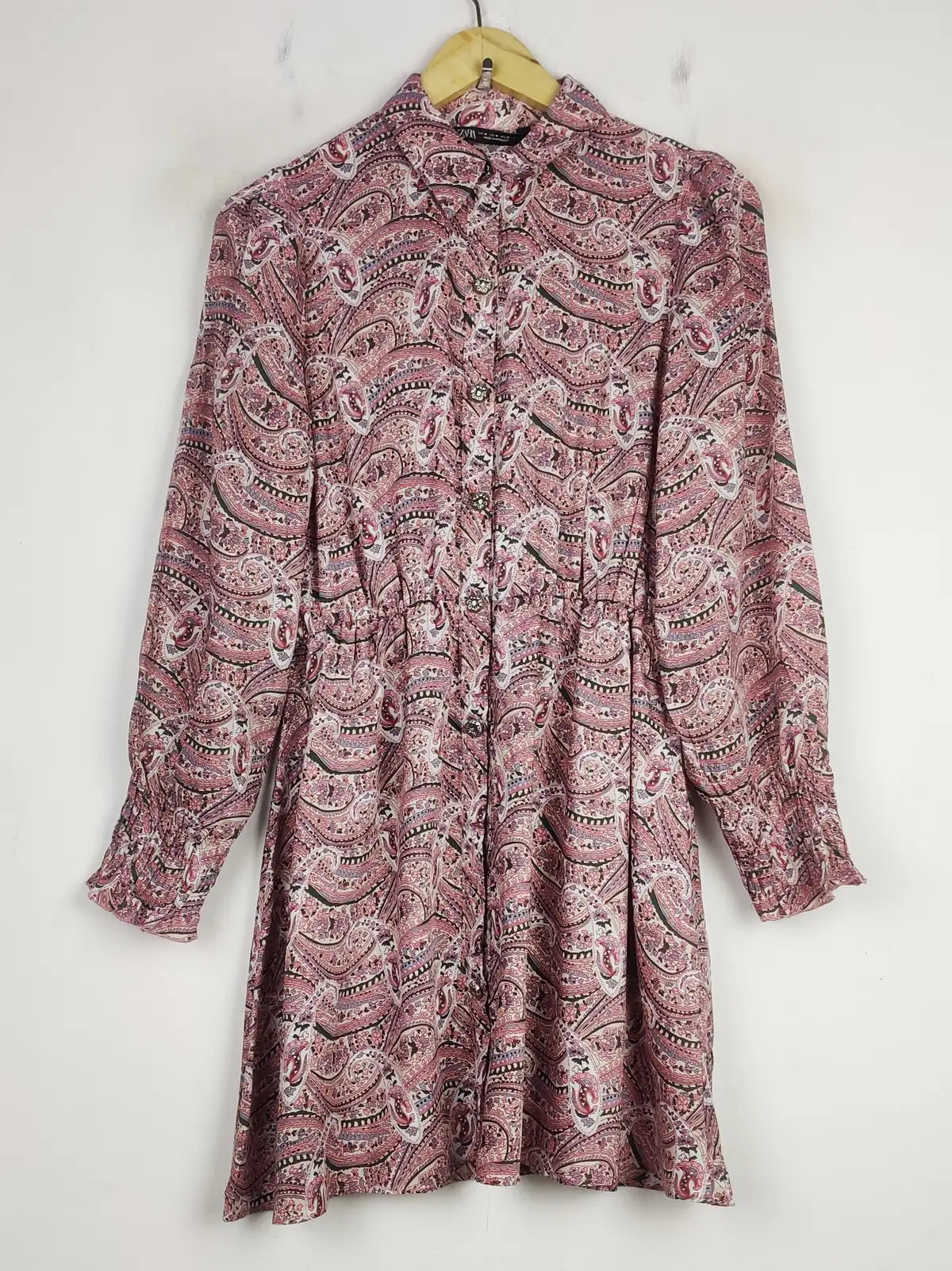 Buy online pre-used pre-loved 100% authentic & Original branded Zara (MF-2681) available in Pakistan. Top international brands avilable.