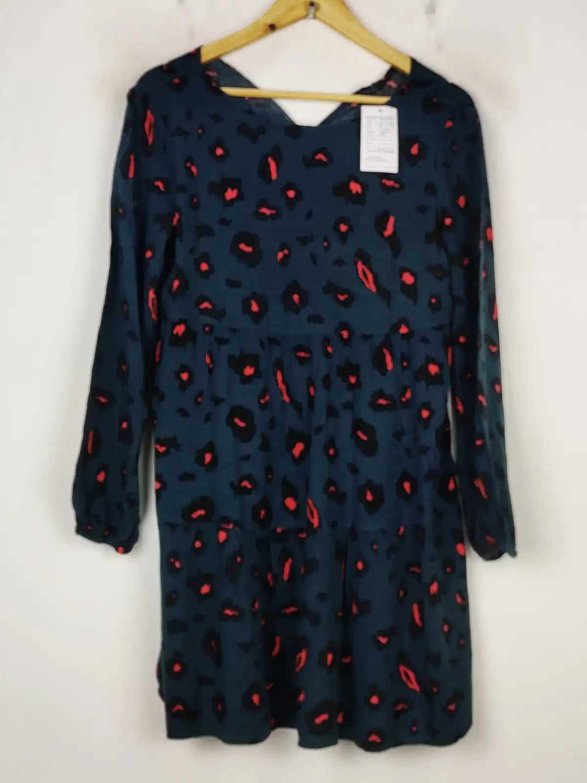 Buy online pre-used pre-loved 100% authentic & Original branded Shein (MF-2728) available in Pakistan. Top international brands avilable.