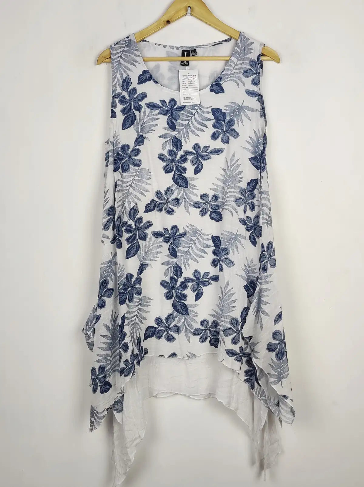 Buy online pre-used pre-loved 100% authentic & Original branded Izabel (MF-2839) available in Pakistan. Top international brands avilable.