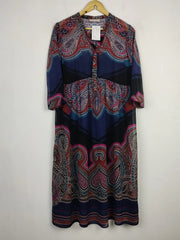 Buy online pre-used pre-loved 100% authentic & Original branded Marks & Spencer (MF-2842) available in Pakistan. Top international brands avilable.