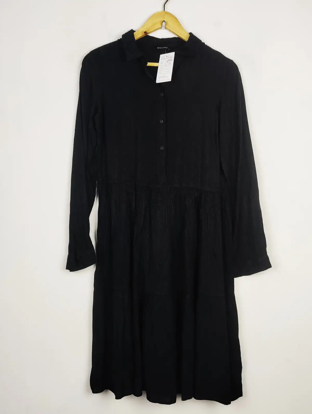 Buy online pre-used pre-loved 100% authentic & Original branded New Look (MF-2866) available in Pakistan. Top international brands avilable.