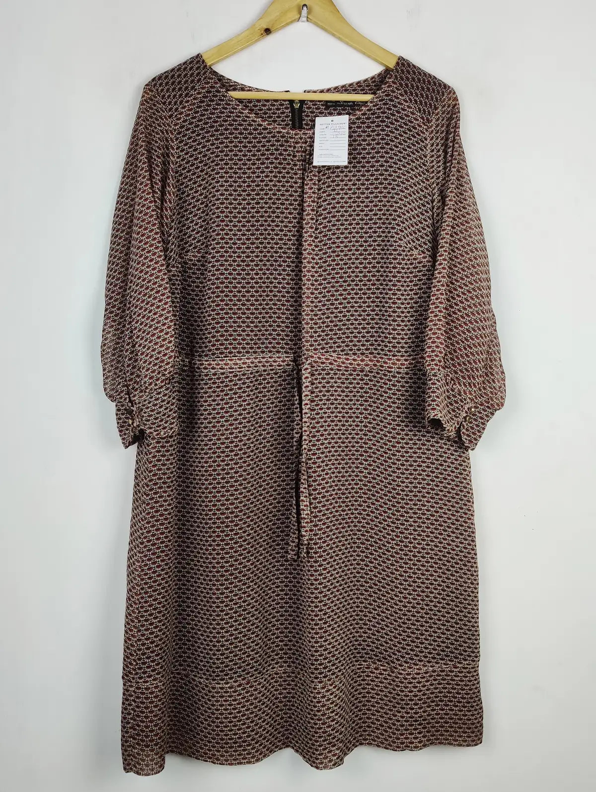 Buy online pre-used pre-loved 100% authentic & Original branded Marks & Spencer (MF-2916) available in Pakistan. Top international brands avilable.