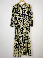 Buy online pre-used pre-loved 100% authentic & Original branded River Island (MF-2957) available in Pakistan. Top international brands avilable.
