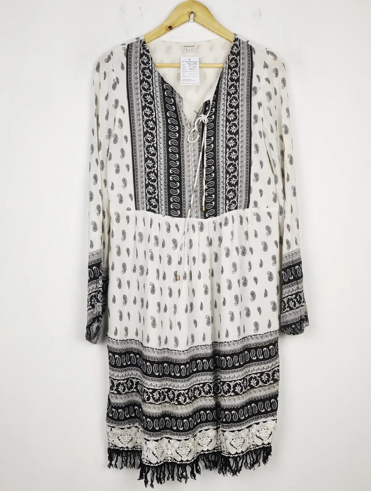 Buy online pre-used pre-loved 100% authentic & Original branded River Island (MF-2959) available in Pakistan. Top international brands avilable.