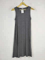 Buy online pre-used pre-loved 100% authentic & Original branded Gap (MF-3079) available in Pakistan. Top international brands avilable.