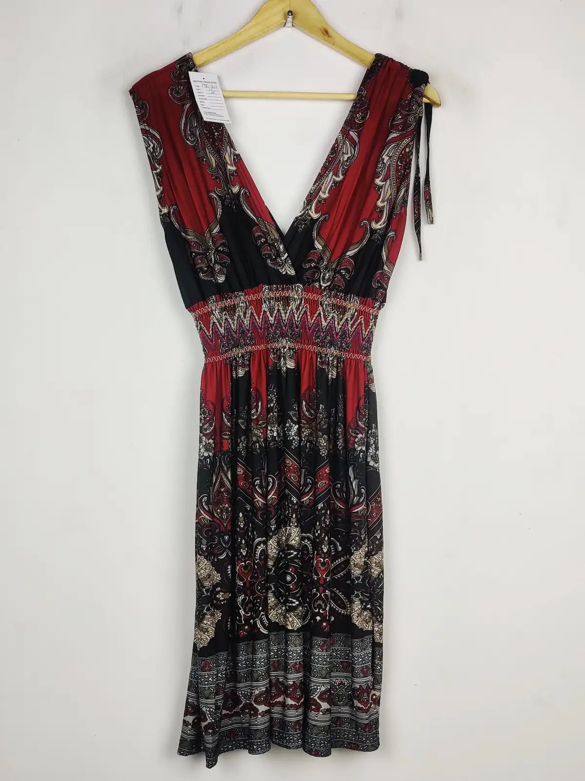 Buy online pre-used pre-loved 100% authentic & Original branded Unknown Brand (MF-3117) available in Pakistan. Top international brands avilable.