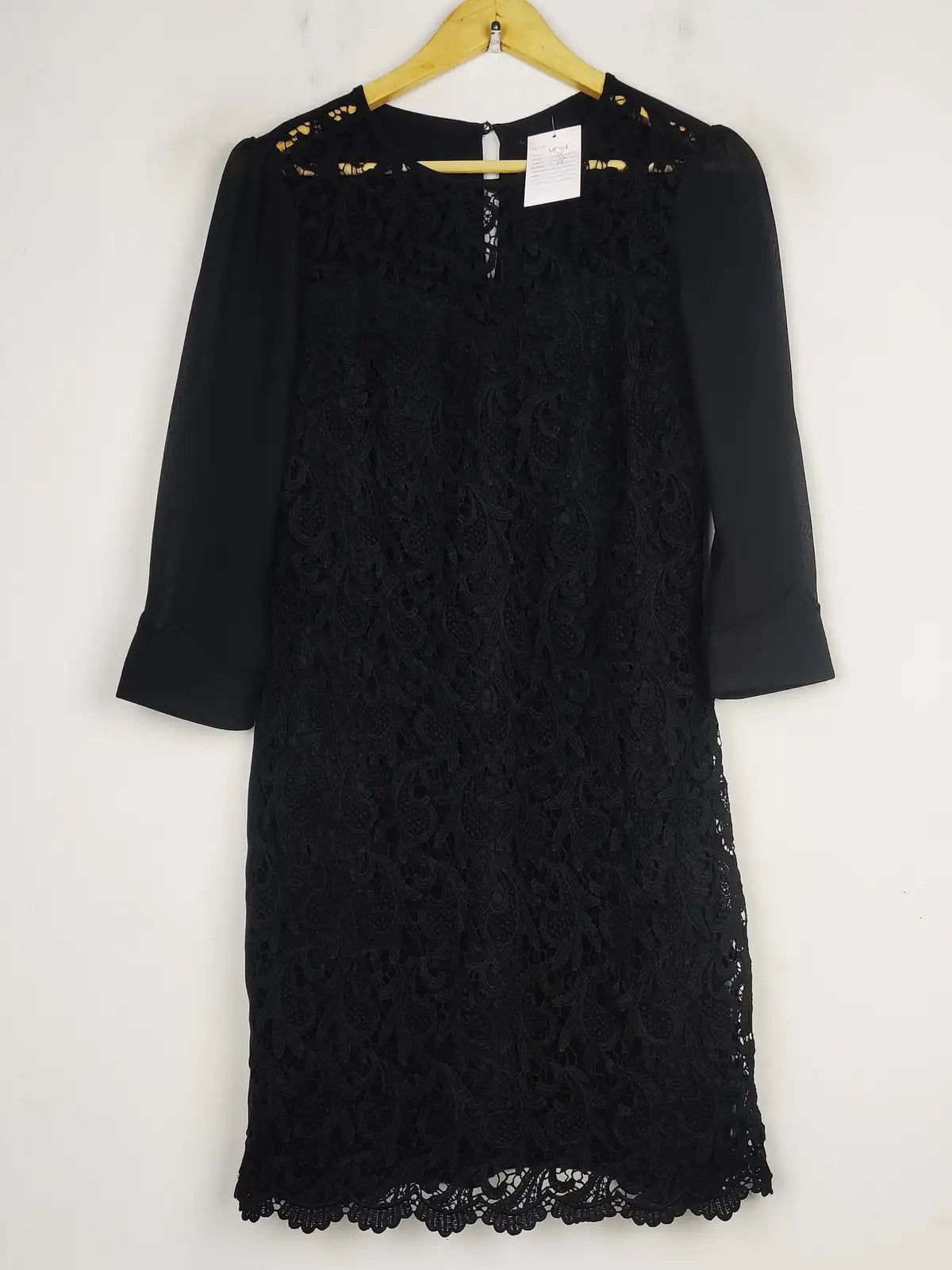 Buy online pre-used pre-loved 100% authentic & Original branded Atmosphere (MF-3128) available in Pakistan. Top international brands avilable.