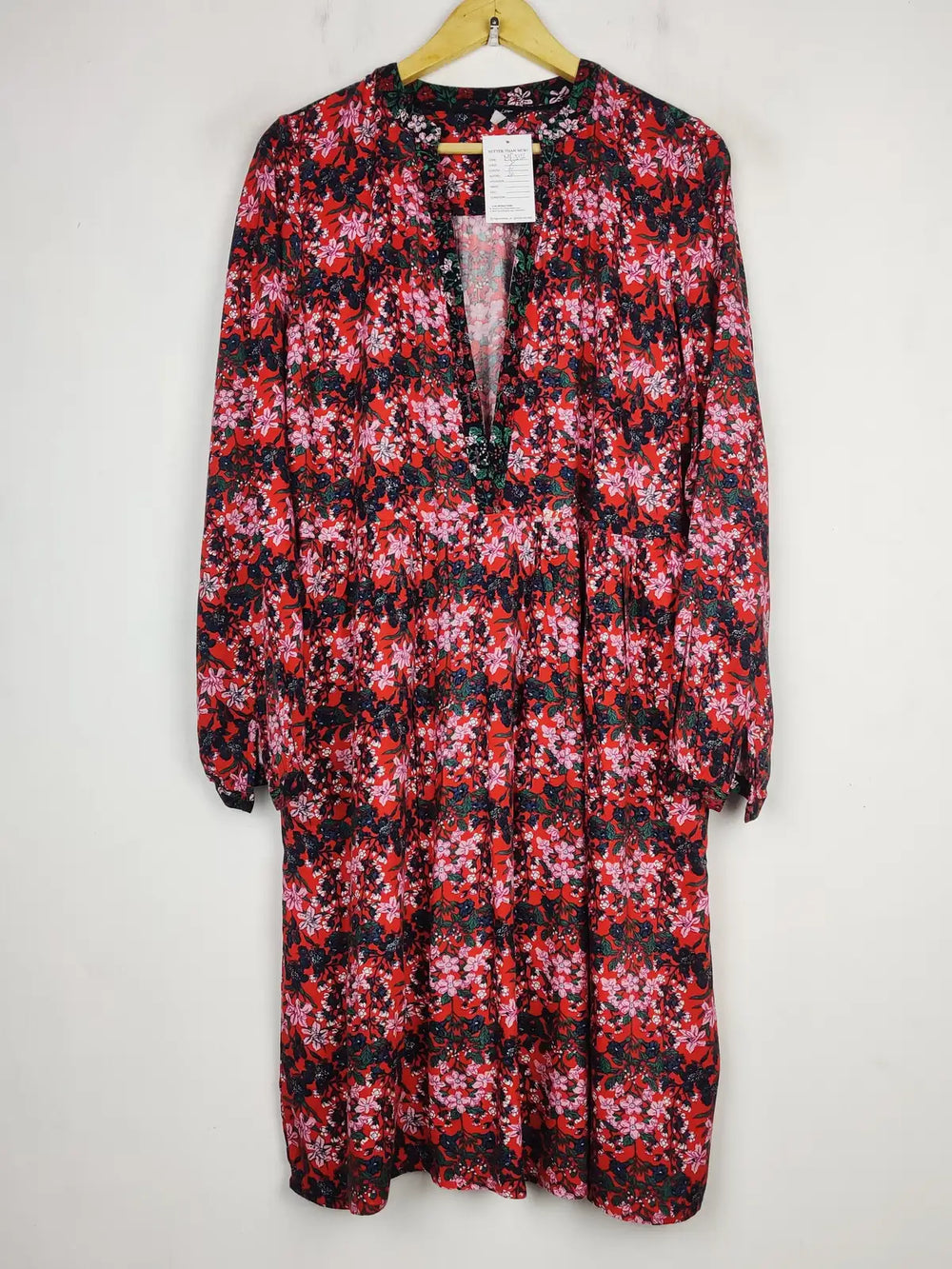 Buy online pre-used pre-loved 100% authentic & Original branded Joules (MF-3136) available in Pakistan. Top international brands avilable.