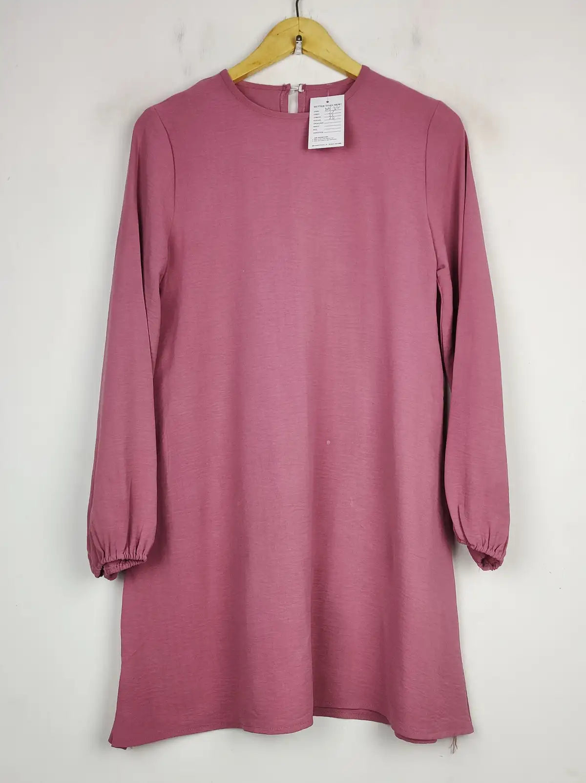 Buy online pre-used pre-loved 100% authentic & Original branded Unknown Brand (MF-3141) available in Pakistan. Top international brands avilable.