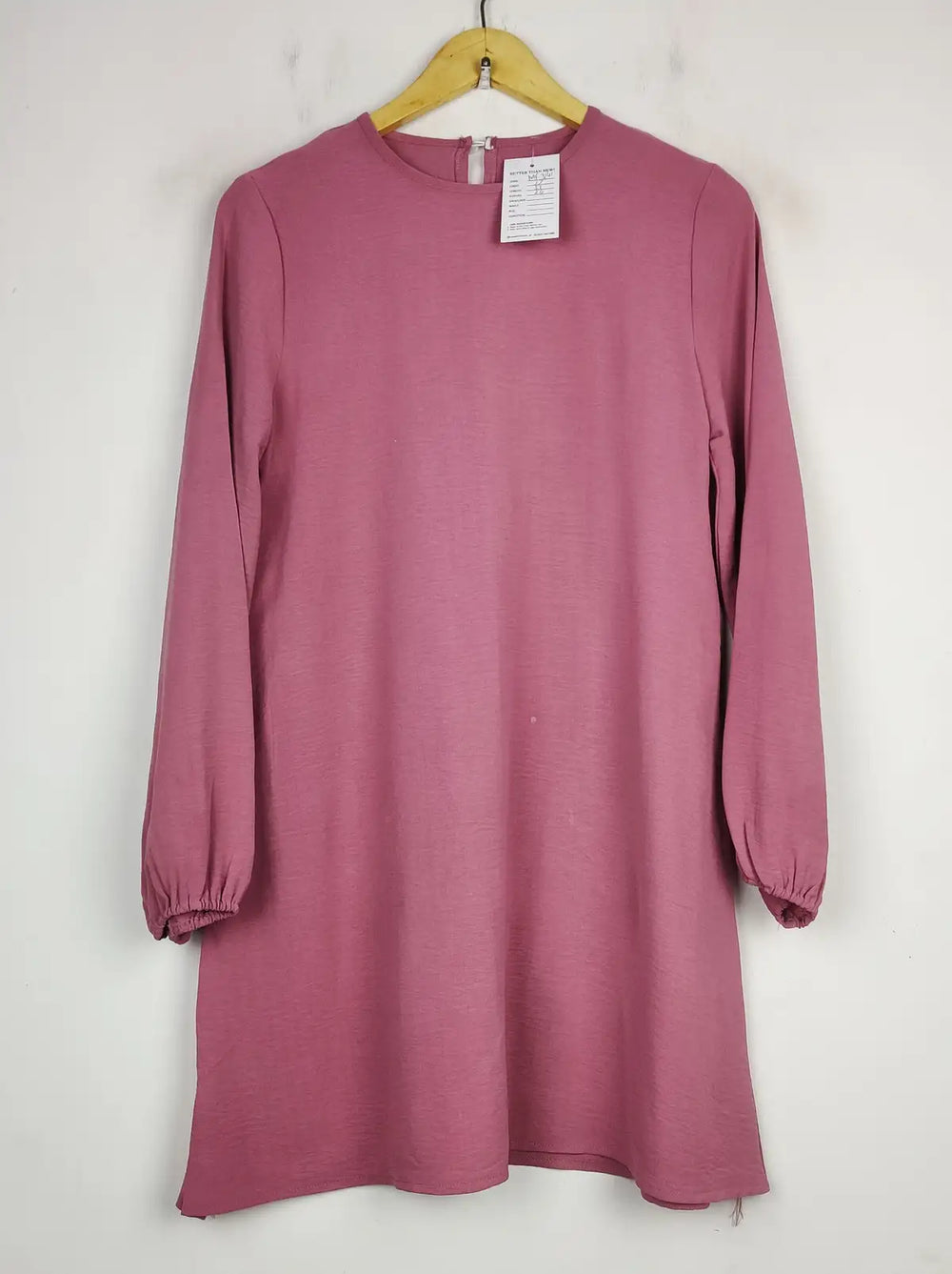 Buy online pre-used pre-loved 100% authentic & Original branded Unknown Brand (MF-3141) available in Pakistan. Top international brands avilable.