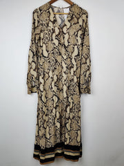 Buy online pre-used pre-loved 100% authentic & Original branded H&M (MF-326) available in Pakistan. Top international brands avilable.