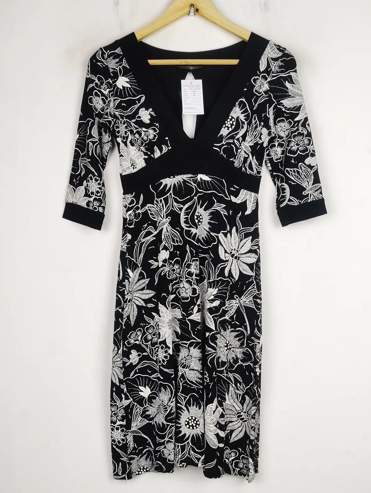 Buy online pre-used pre-loved 100% authentic & Original branded Jane Norman (MF-3285) available in Pakistan. Top international brands avilable.