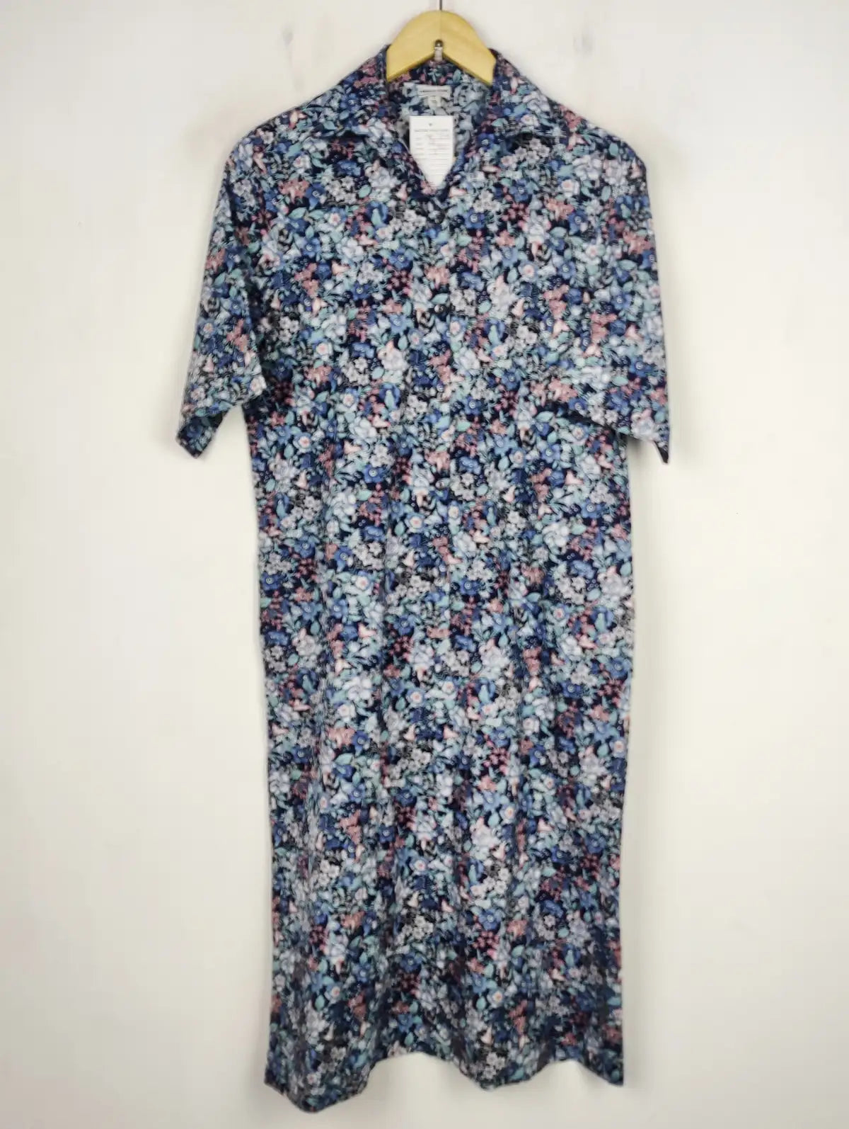 Buy online pre-used pre-loved 100% authentic & Original branded Angela Gore (MF-3345) available in Pakistan. Top international brands avilable.