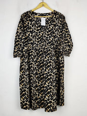 Buy online pre-used pre-loved 100% authentic & Original branded Primark (MF-3379) available in Pakistan. Top international brands avilable.