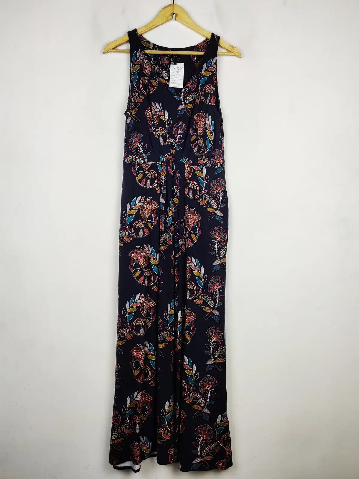 Buy online pre-used pre-loved 100% authentic & Original branded New Look (MF-3382) available in Pakistan. Top international brands avilable.