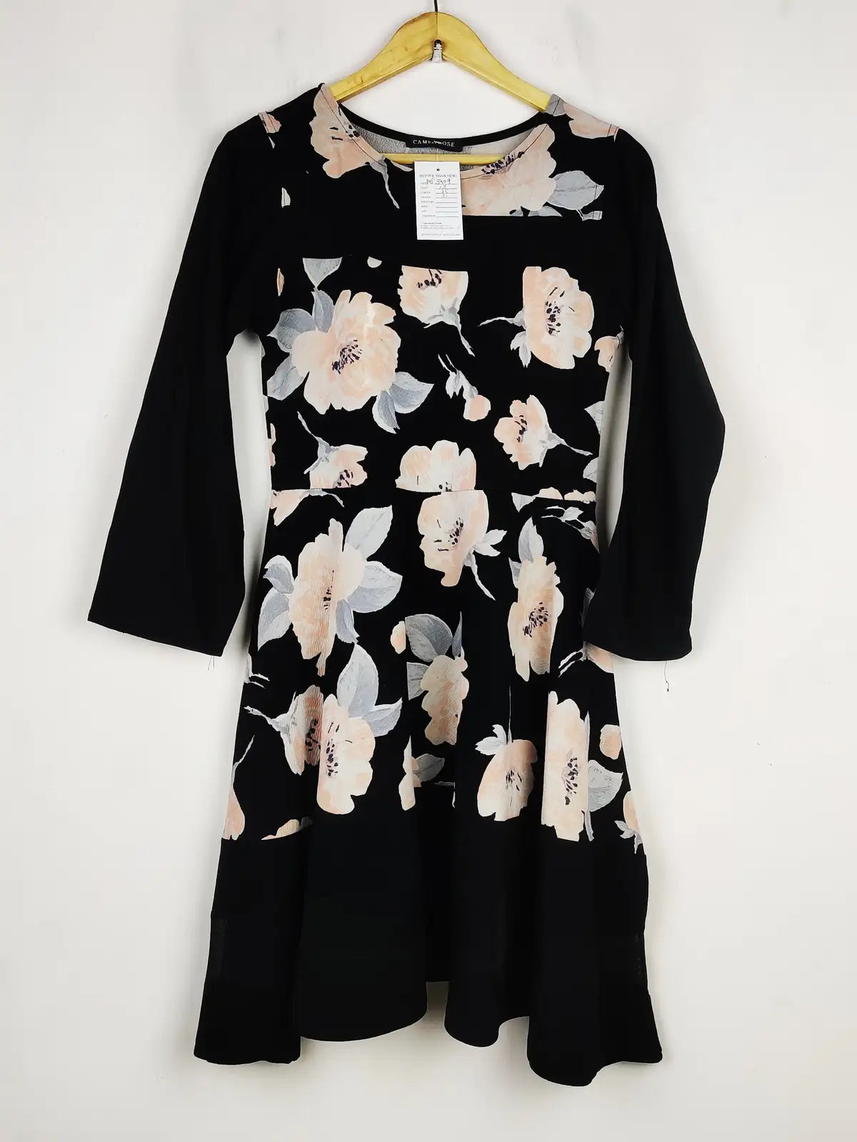 Buy online pre-used pre-loved 100% authentic & Original branded Cameo Rose (MF-3409) available in Pakistan. Top international brands avilable.