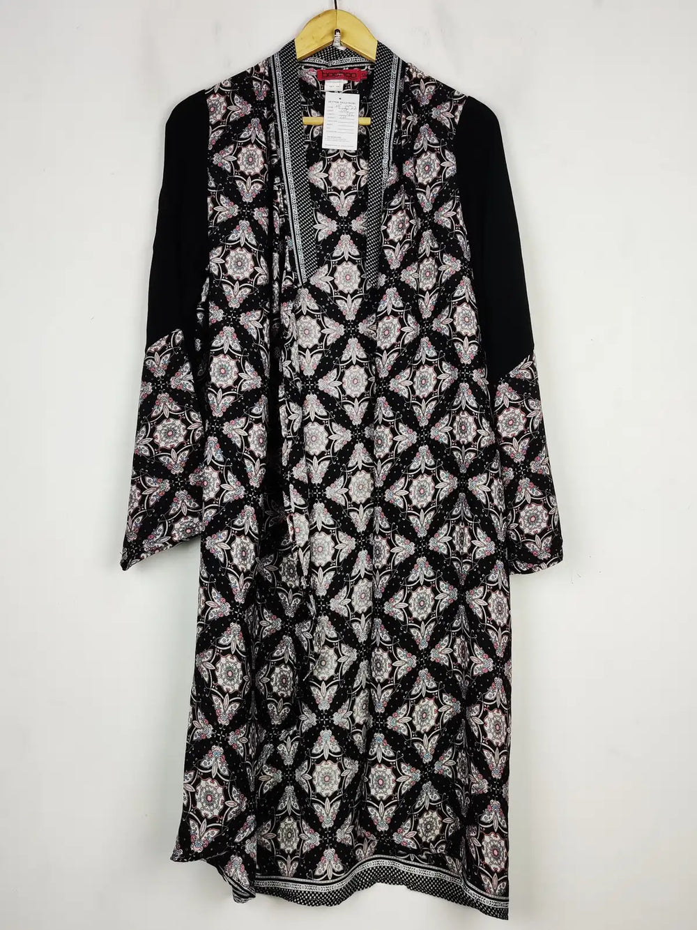 Buy online pre-used pre-loved 100% authentic & Original branded Boohoo (MF-3522) available in Pakistan. Top international brands avilable.