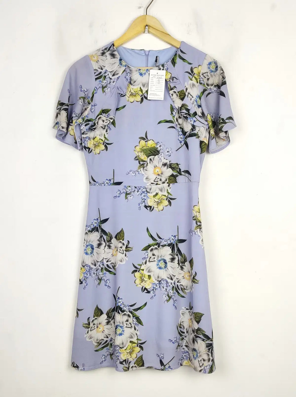 Buy online pre-used pre-loved 100% authentic & Original branded Unknown Brand (MF-3566) available in Pakistan. Top international brands avilable.