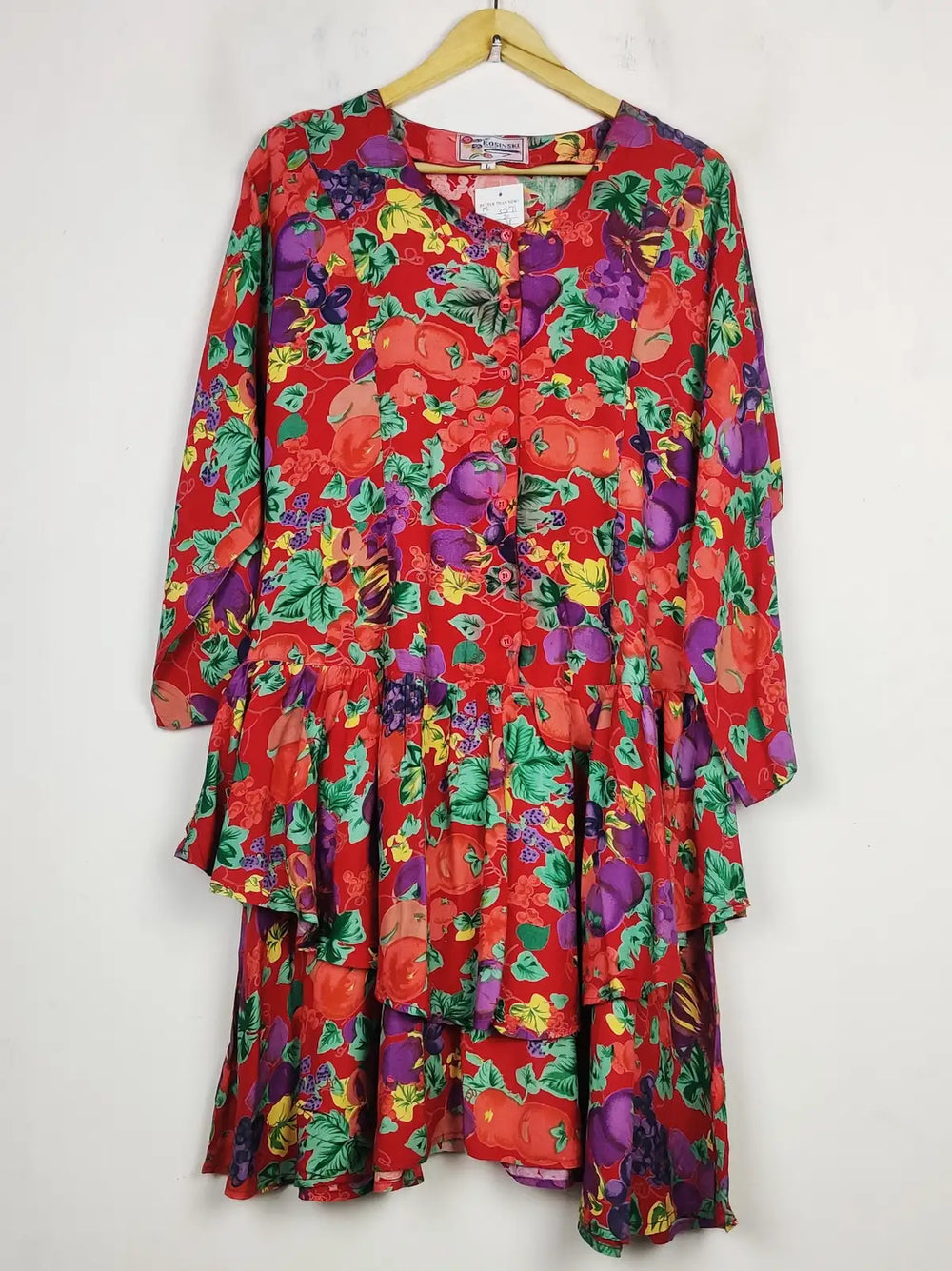 Buy online pre-used pre-loved 100% authentic & Original branded Kosinski (MF-3571) available in Pakistan. Top international brands avilable.
