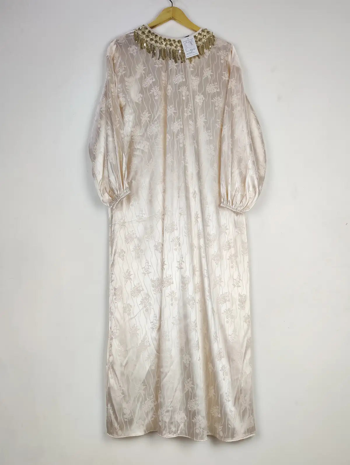 Buy online pre-used pre-loved 100% authentic & Original branded Shein (MF-3598) available in Pakistan. Top international brands avilable.