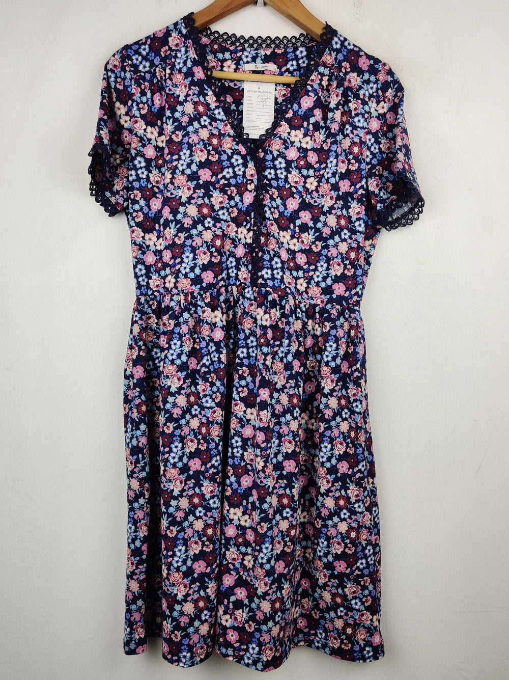 Buy online pre-used pre-loved 100% authentic & Original branded Tu (MF-35) available in Pakistan. Top international brands avilable.