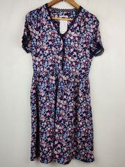 Buy online pre-used pre-loved 100% authentic & Original branded Tu (MF-35) available in Pakistan. Top international brands avilable.