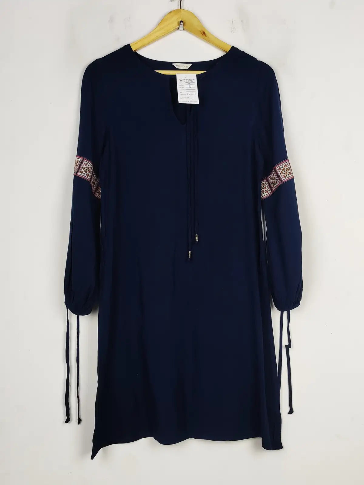 Buy online pre-used pre-loved 100% authentic & Original branded Monsoon (MF-3636) available in Pakistan. Top international brands avilable.