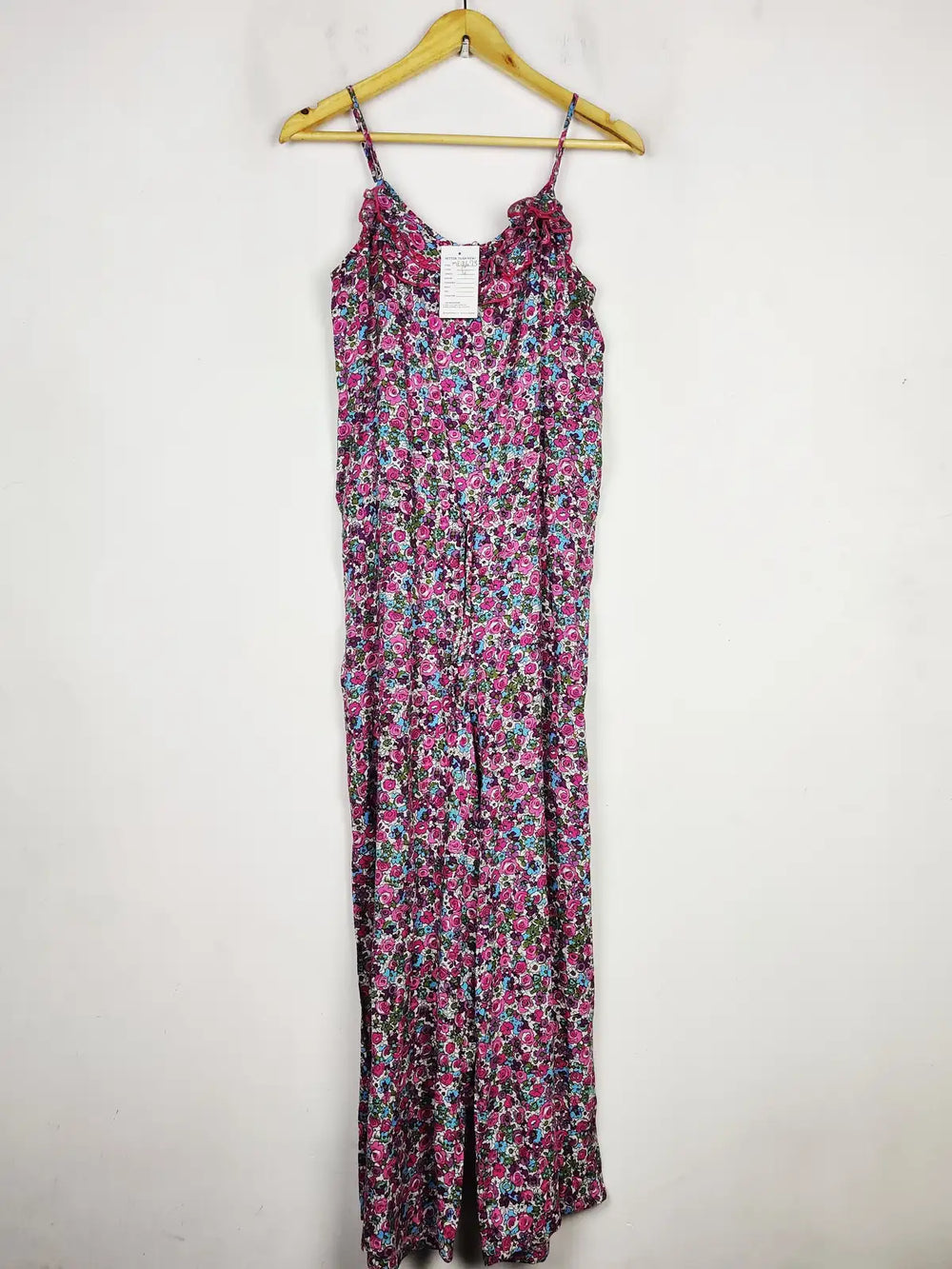 Buy online pre-used pre-loved 100% authentic & Original branded Unknown Brand (MF-3673) available in Pakistan. Top international brands avilable.