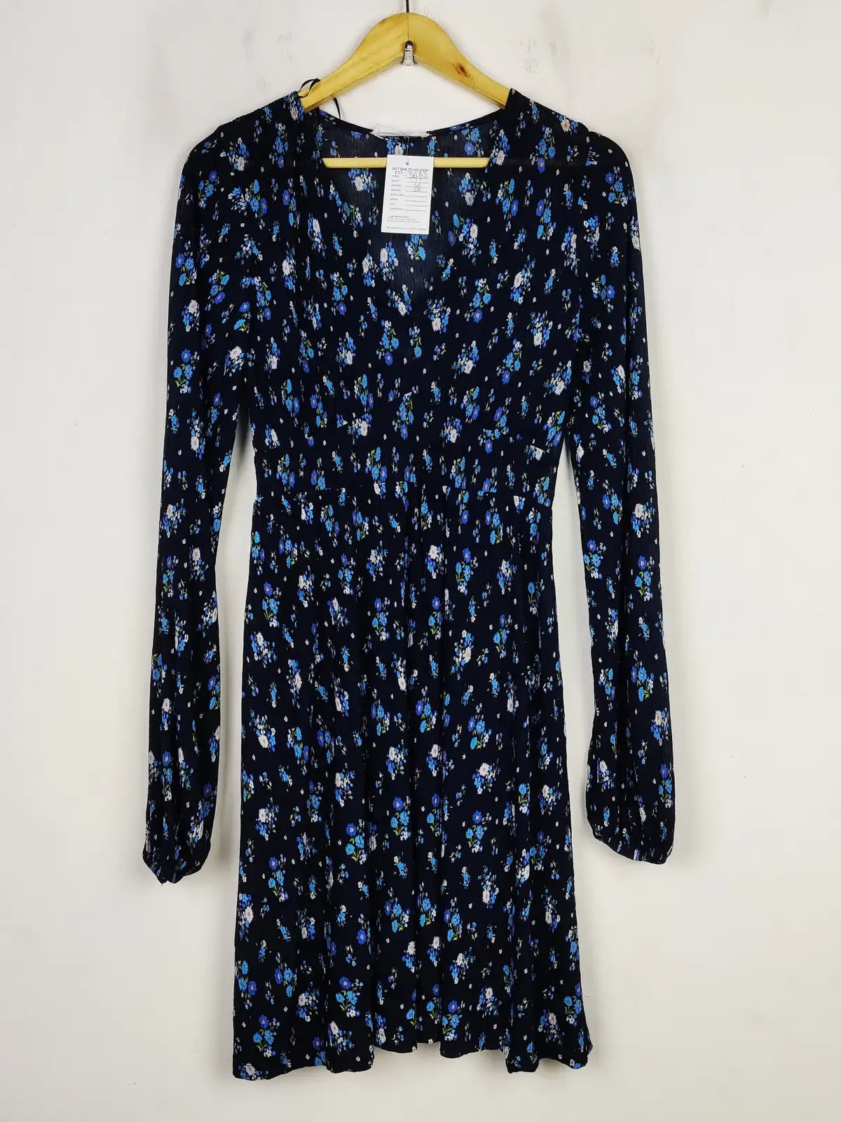 Buy online pre-used pre-loved 100% authentic & Original branded Primark (MF-3683) available in Pakistan. Top international brands avilable.