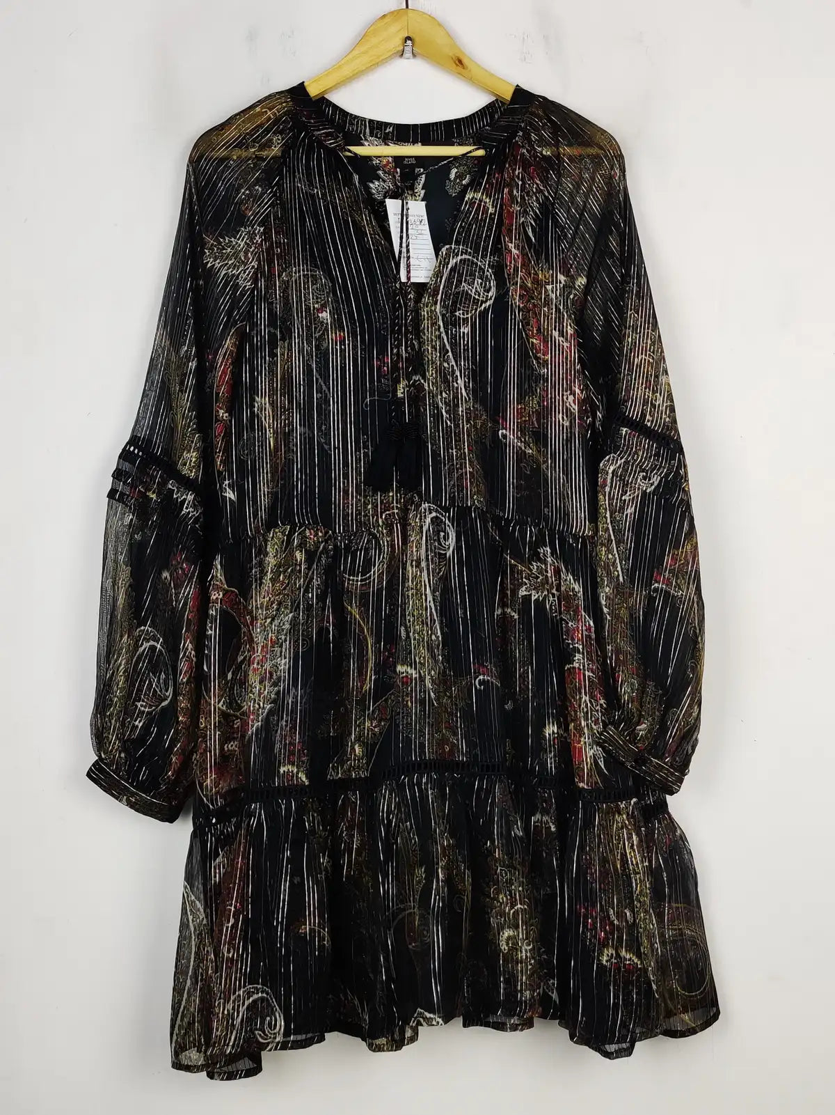 Buy online pre-used pre-loved 100% authentic & Original branded River Island (MF-3692) available in Pakistan. Top international brands avilable.