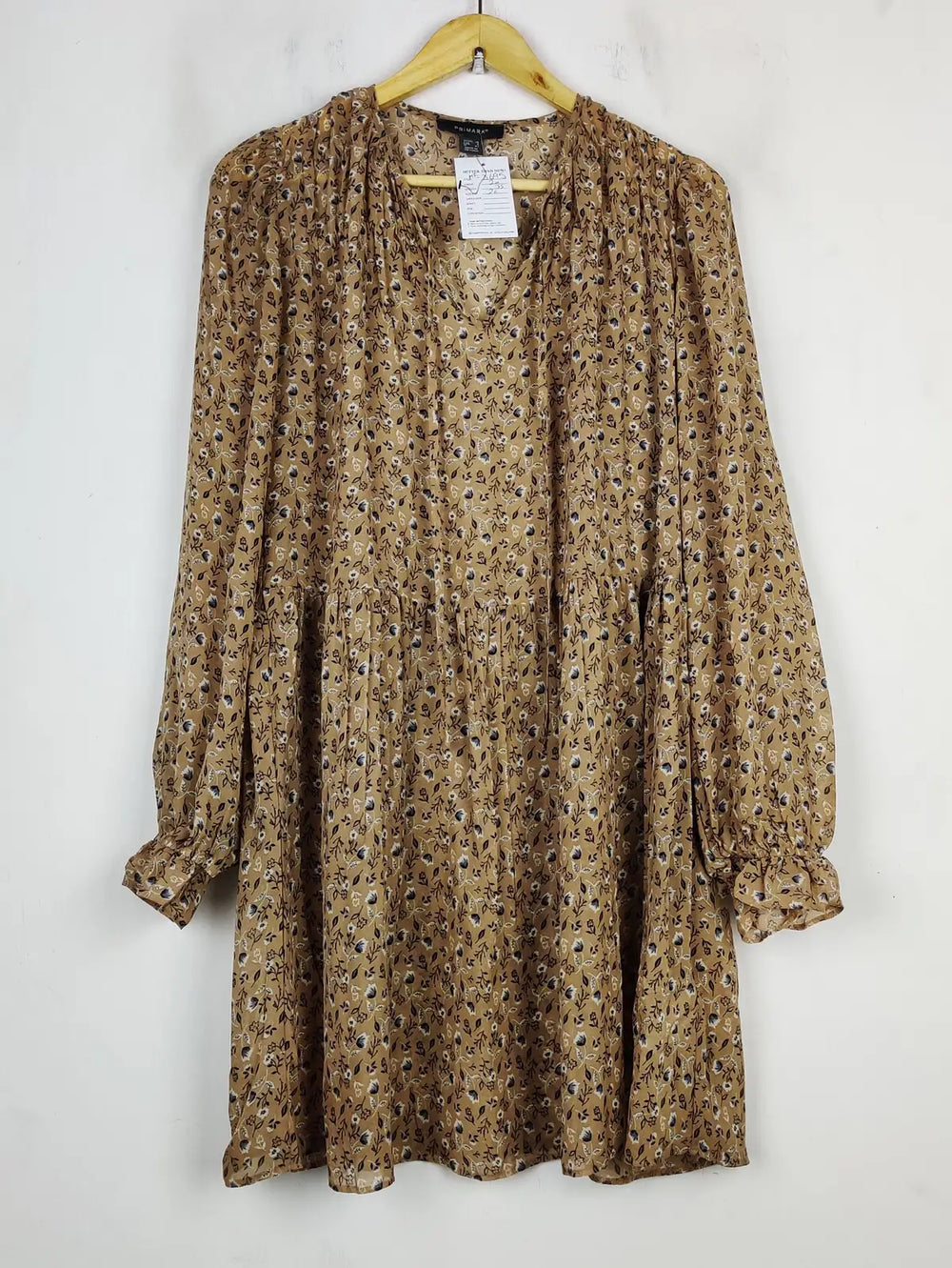 Buy online pre-used pre-loved 100% authentic & Original branded Primark (MF-3695) available in Pakistan. Top international brands avilable.