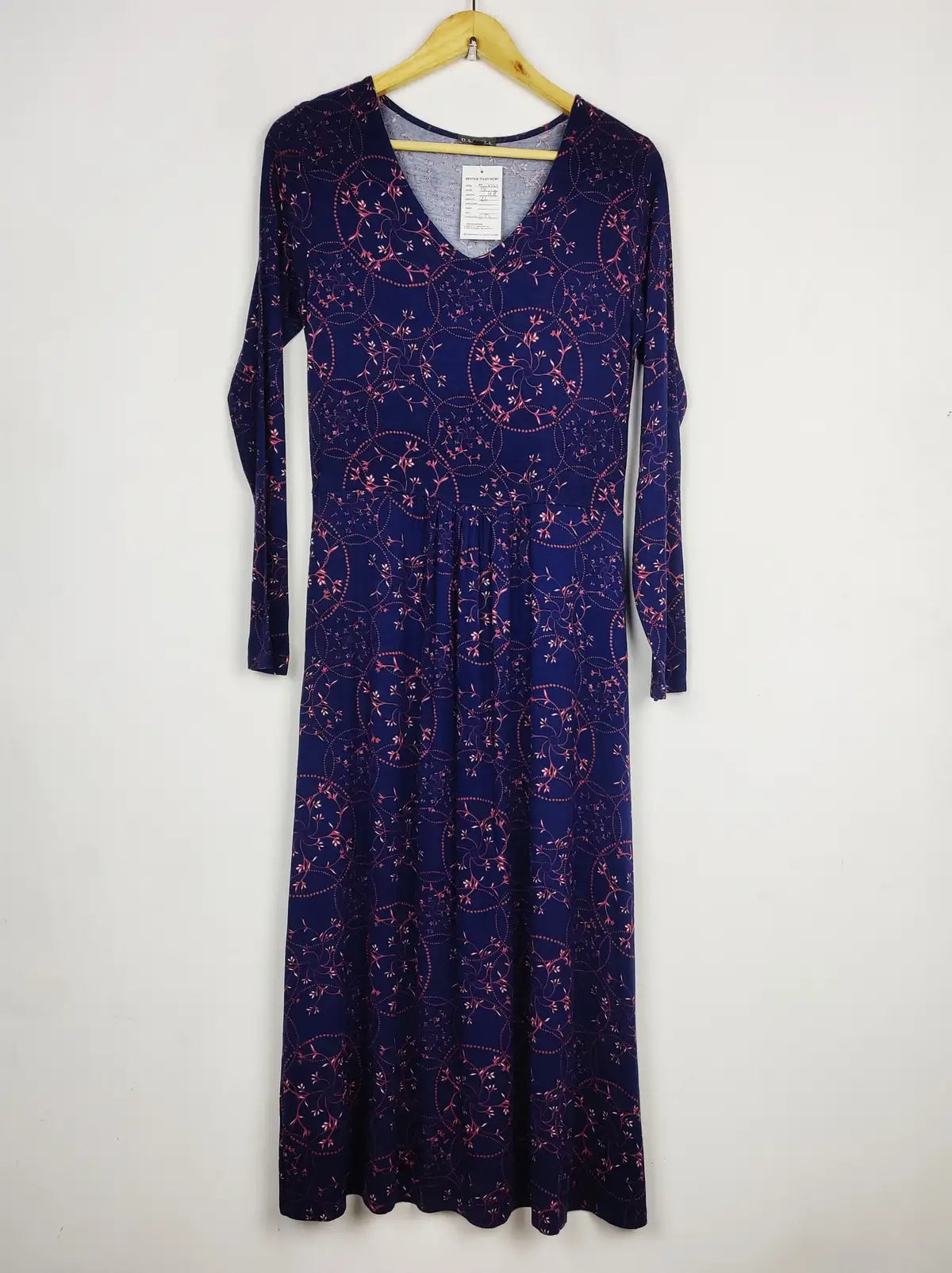 Buy online pre-used pre-loved 100% authentic & Original branded Patra (MF-3727) available in Pakistan. Top international brands avilable.
