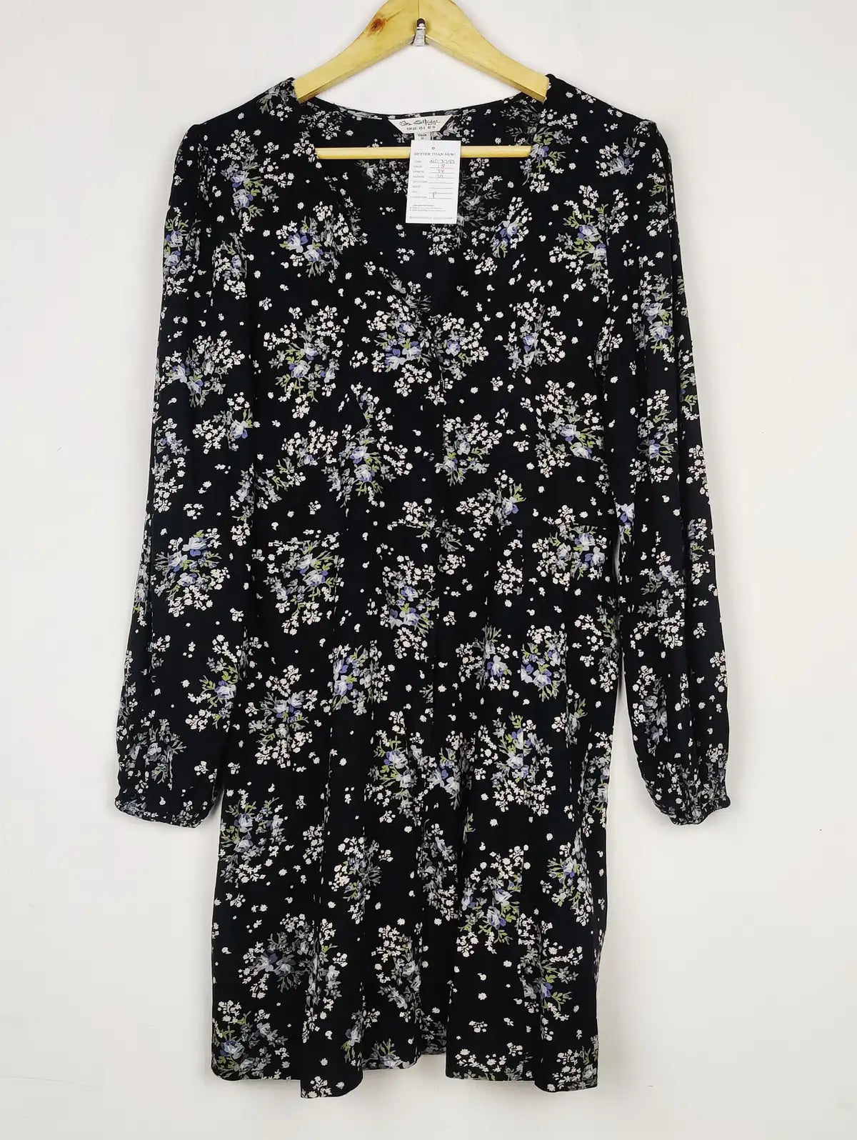 Buy online pre-used pre-loved 100% authentic & Original branded Miss Selfridge (MF-3793) available in Pakistan. Top international brands avilable.