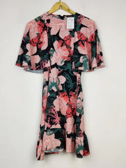 Buy online pre-used pre-loved 100% authentic & Original branded Boohoo (MF-3812) available in Pakistan. Top international brands avilable.
