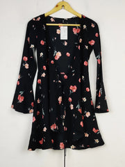 Buy online pre-used pre-loved 100% authentic & Original branded H&M (MF-3846) available in Pakistan. Top international brands avilable.