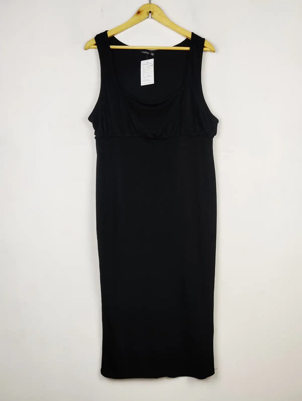 Buy online pre-used pre-loved 100% authentic & Original branded Boohoo (MF-3848) available in Pakistan. Top international brands avilable.
