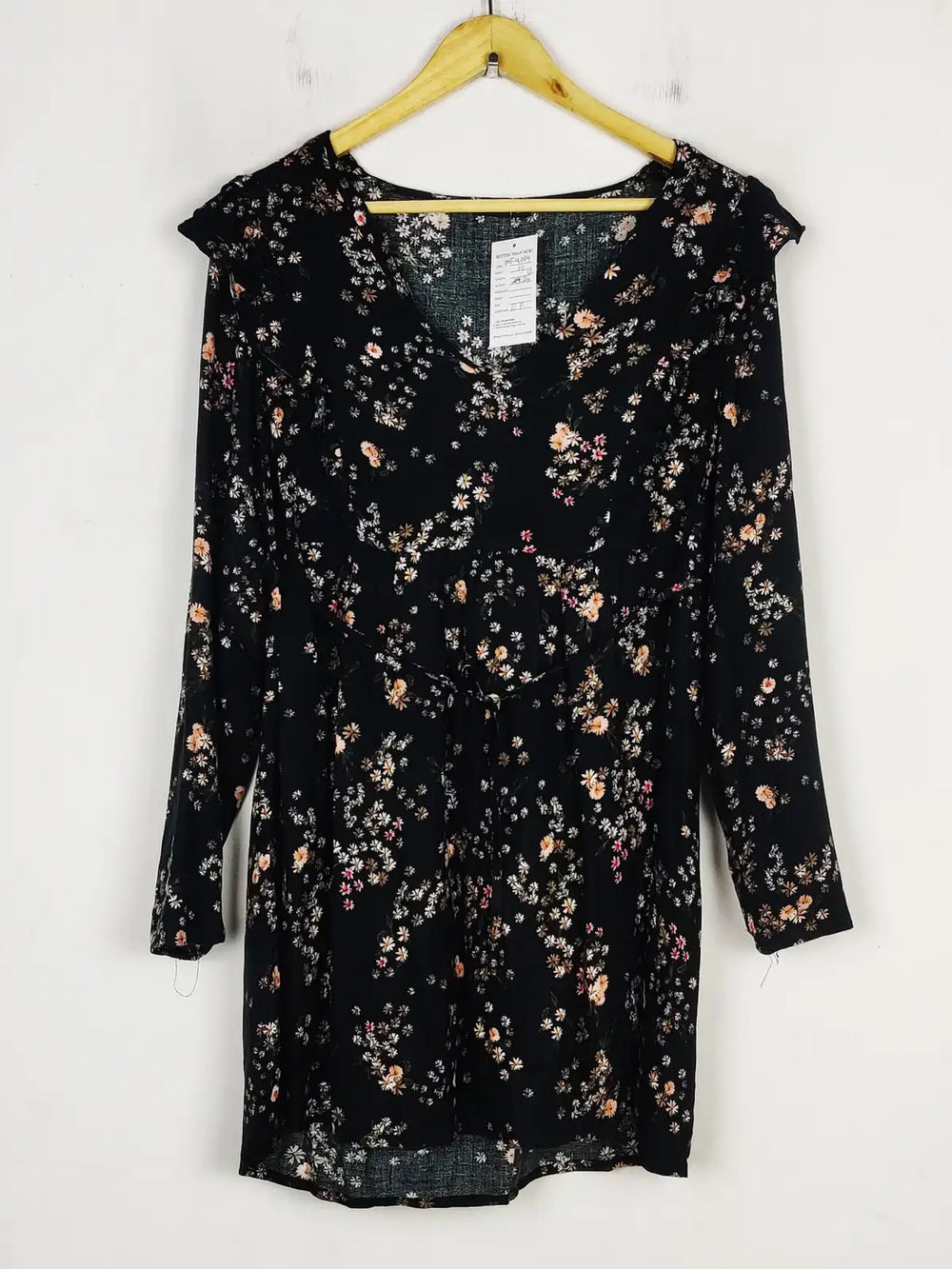 Buy online pre-used pre-loved 100% authentic & Original branded Cotton On (MF-4014) available in Pakistan. Top international brands avilable.