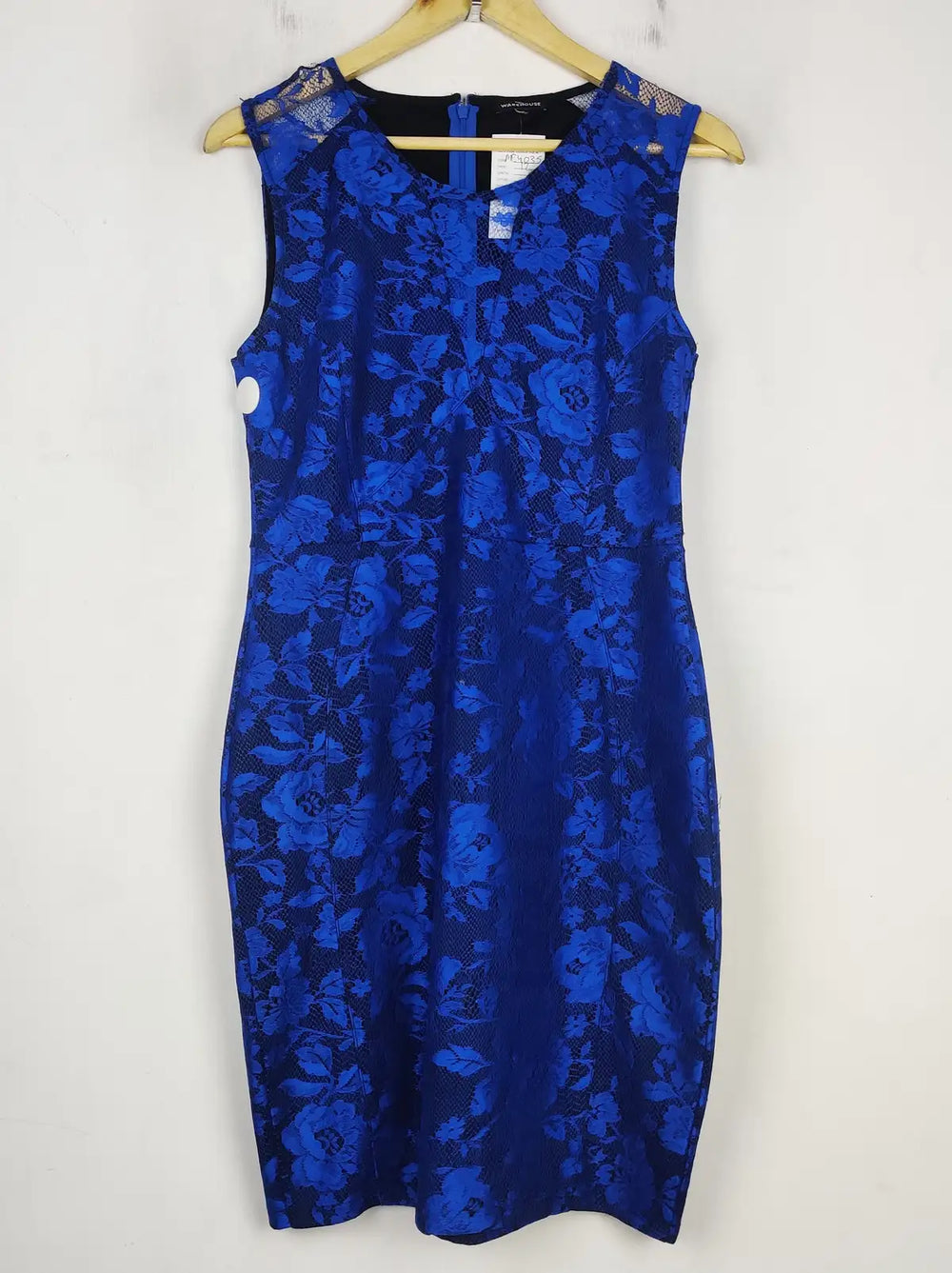 Buy online pre-used pre-loved 100% authentic & Original branded Warehouse (MF-4035) available in Pakistan. Top international brands avilable.