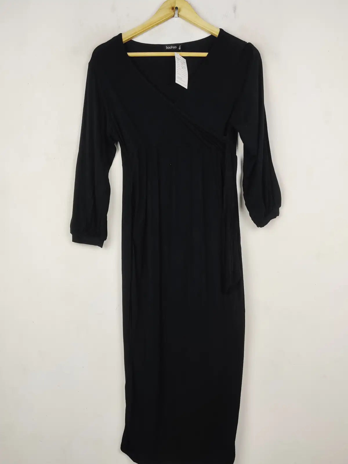 Buy online pre-used pre-loved 100% authentic & Original branded Boohoo (MF-4084) available in Pakistan. Top international brands avilable.