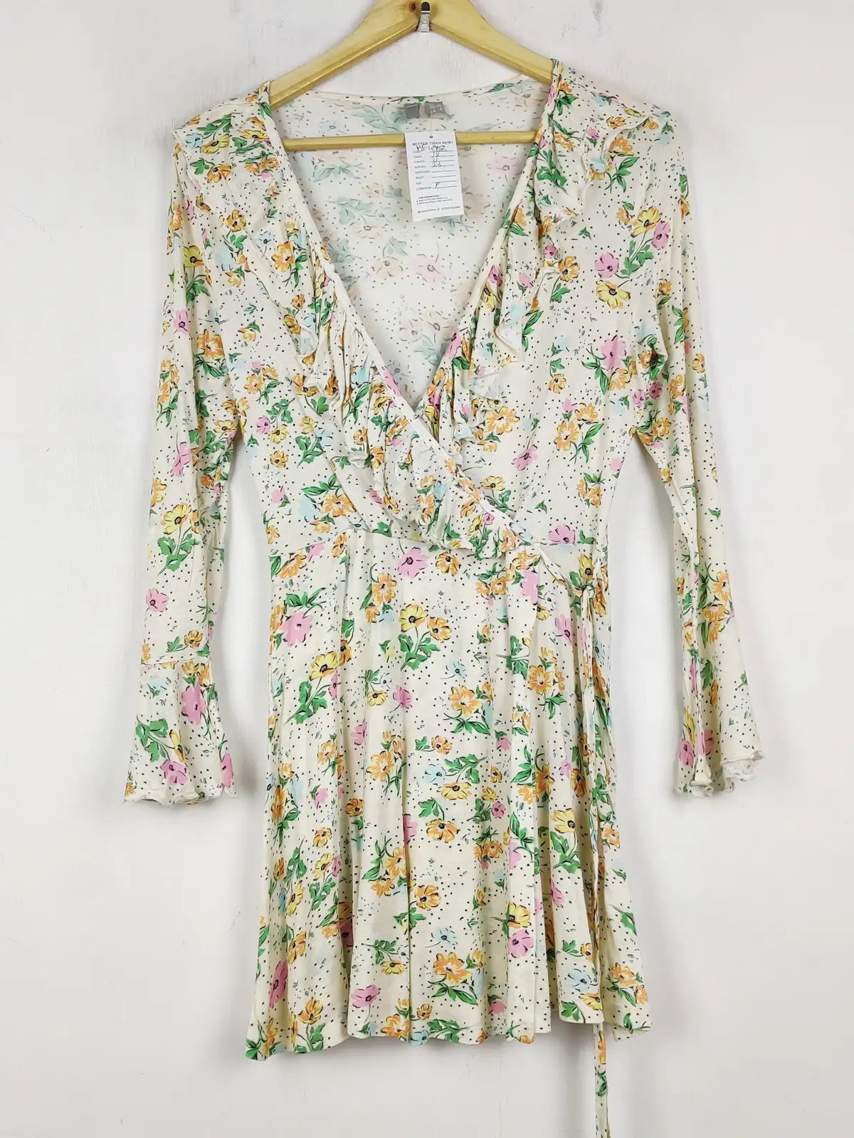 Buy online pre-used pre-loved 100% authentic & Original branded Asos (MF-4088) available in Pakistan. Top international brands avilable.